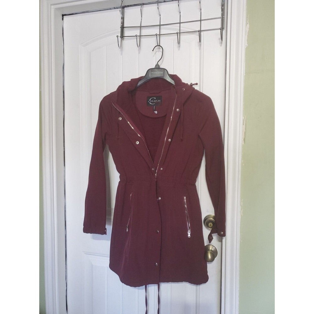 Celcius premium Hooded Jacket Color Maroon Size M
